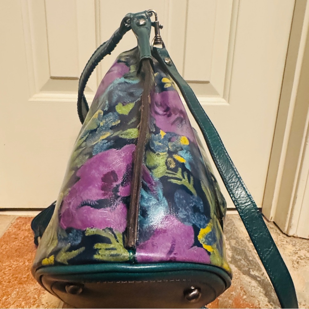 Gorgeous Patricia Nash Leather Crossbody Bucket Bag in Deep Blue Nature! - Picture 7 of 16
